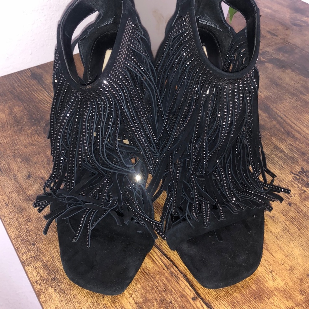 STEVE MADDEN FRINDGE SEQUINS HEEL BLACK ❤️